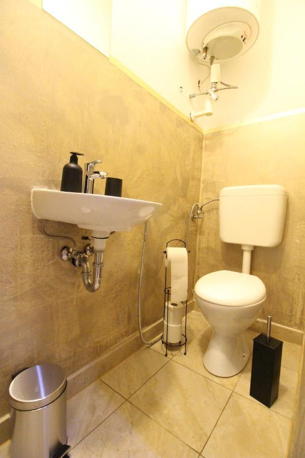 Private Quad Bedroom With Bathroom Rf3 Viena Exterior foto